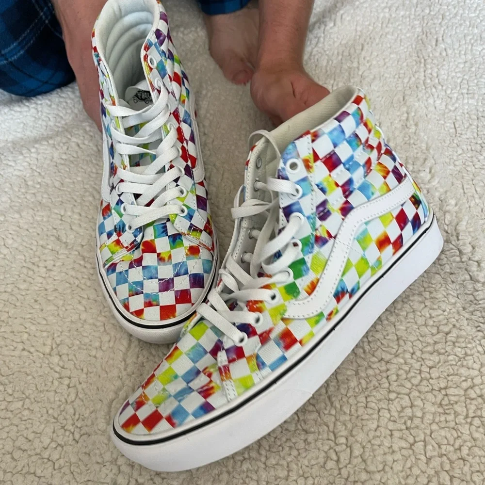 Vans Comfy Cush 10.5 worn once - Picture 1 of 8